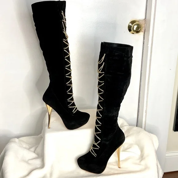 Black Scene Weaver Velvet Lucille Knee High Lace Up Boots Gold Chain Size 6 - Picture 1 of 16